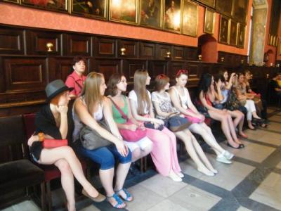 2-grupa_polska_w_collegium_maius.jpg