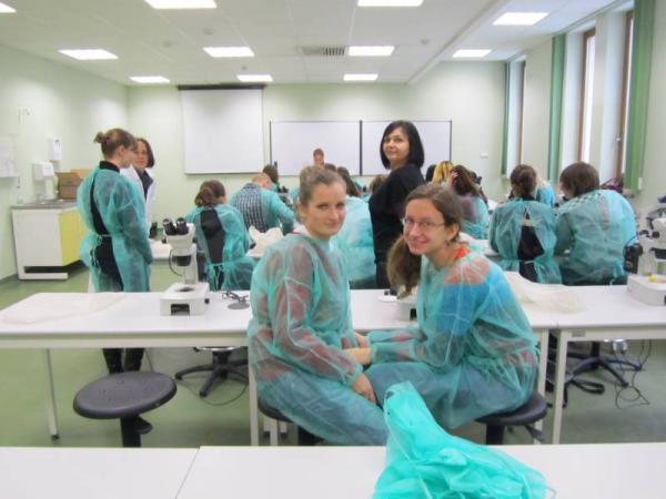 uj_2012_16.jpg