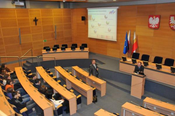 lekcja_samorzadowa_2013_1.jpg
